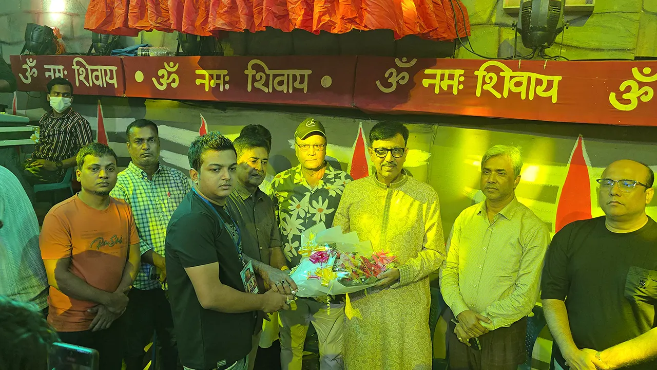 হিন্দু সম্প্রদায়ের উন্নয়নে কাজ করতে চাই : সালাউদ্দিন বাবু